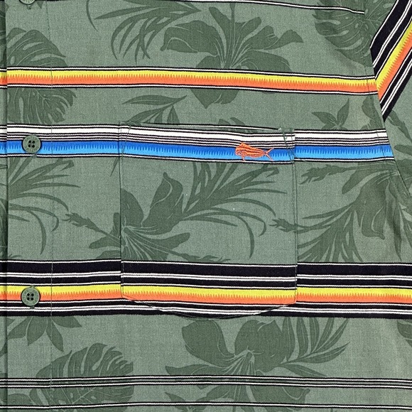 Salt Life Men's XL Hawaiian Tropical Green Button Up Striped Multicolor Floral - Picture 2 of 10